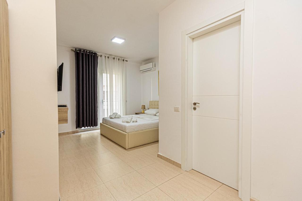 Jordan'S Hotel Влёра Экстерьер фото