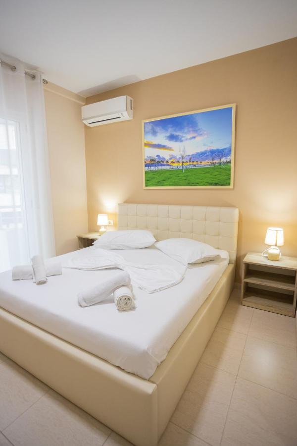 Jordan'S Hotel Влёра Экстерьер фото