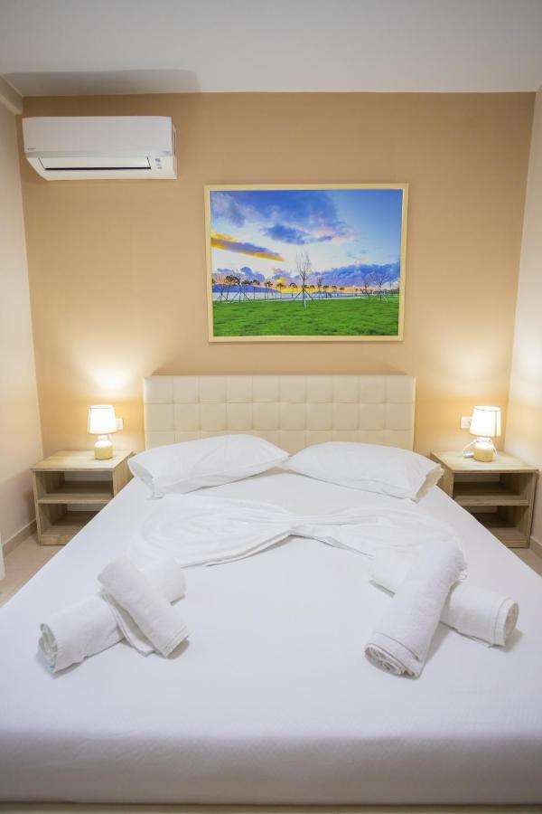 Jordan'S Hotel Влёра Экстерьер фото